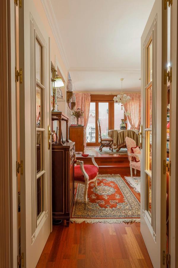 Historic Apartment In Santa Cruz Seville Exterior photo