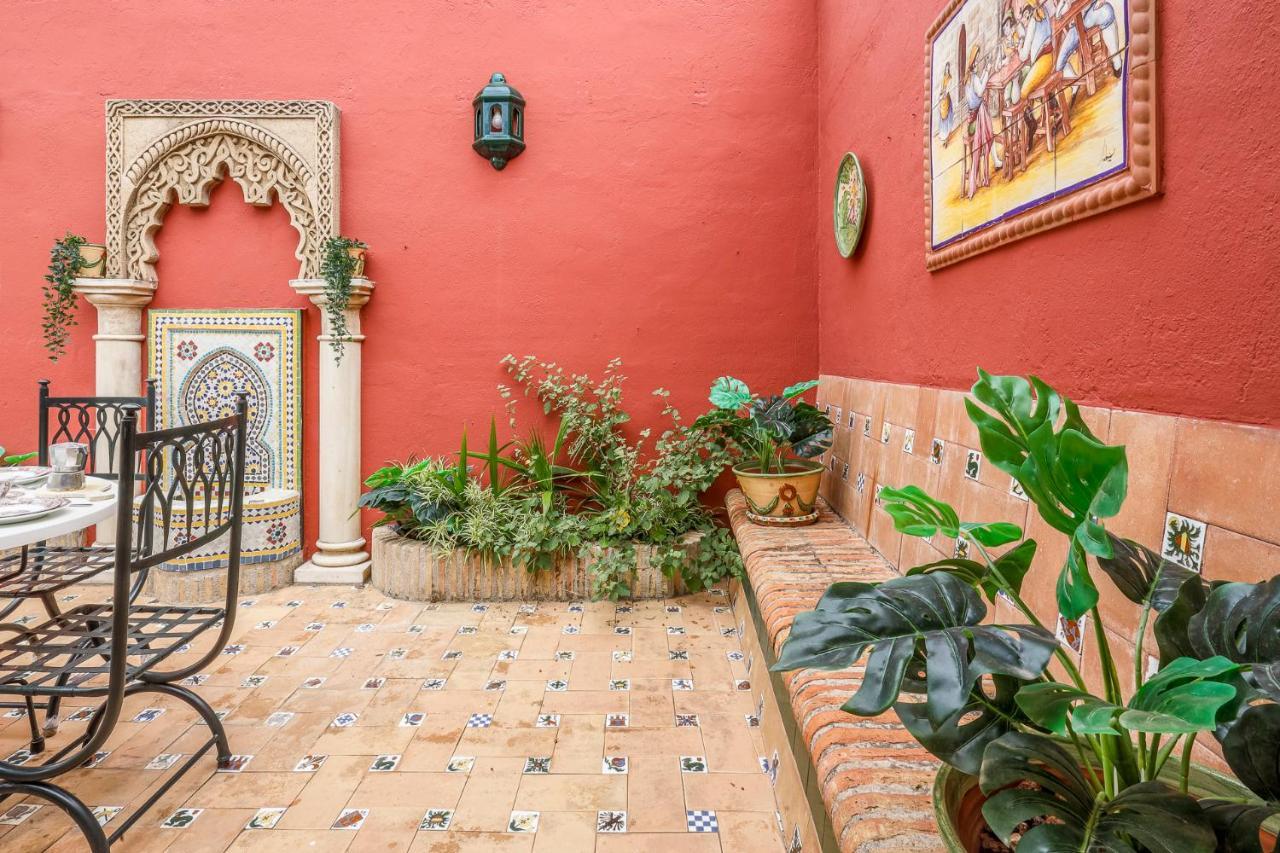 Historic Apartment In Santa Cruz Seville Exterior photo